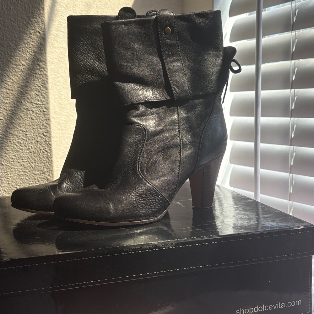 Dolce Vita vintage Webber Italy Nappa Black Leather Ankle Boots